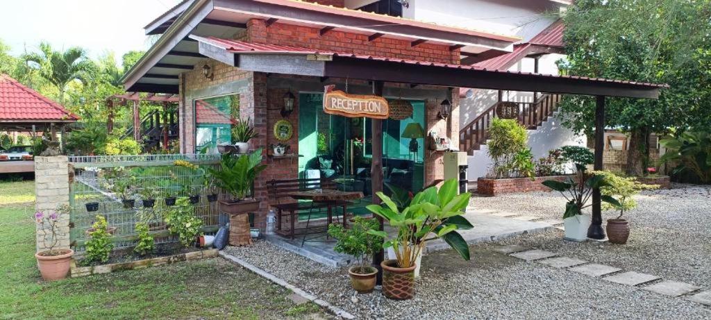 Red Coral Cottage Langkawi Esterno foto